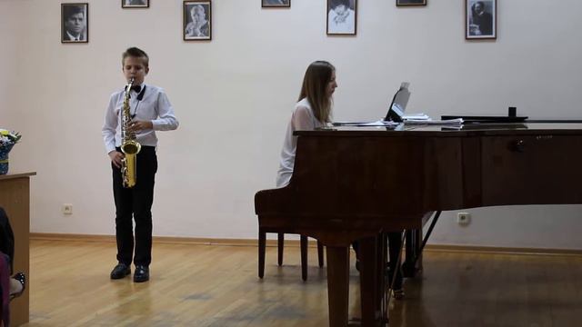 Саксофон. 1 клас. смотреть онлайн