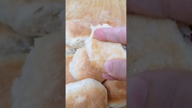 Булочка. Чем меньше ингредиентов, тем вкусней! смотреть онлайн