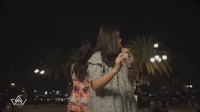 Under The Sea | Minh Trang - Vera | Flute Duet Cover - Official MV смотреть онлайн