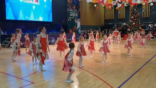 Танец матрешки смотреть онлайн