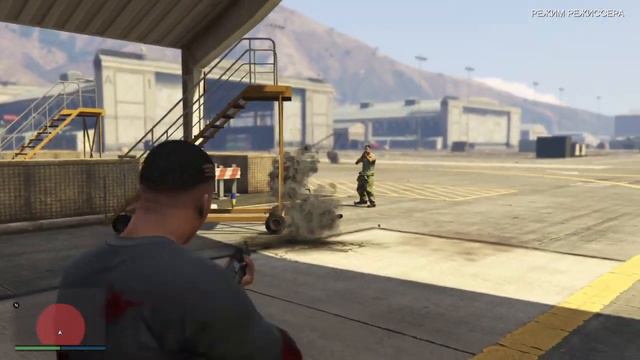 Режим режиссёра в GTA 5///угон танка. смотреть онлайн