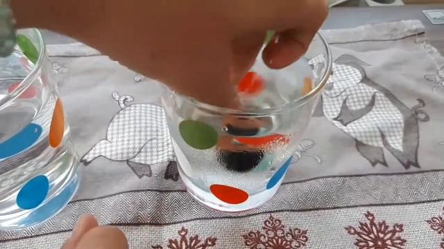 Открываем пупсиков LOL Surprise Makeover Series Wave 2 Lils и Baby Secrets Series 2. смотреть онлайн