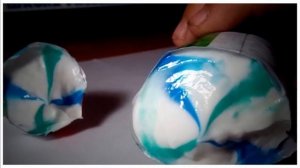 КАК ПОЛУЧАЕТСЯ ТРЕХЦВЕТНАЯ ЗУБНАЯ ПАСТА?