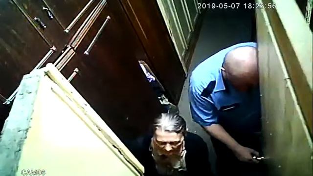 Соседка ЗВУК НА КАМЕРЕ ДВА смотреть онлайн