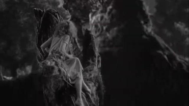 King Kong (1933) T-Rex Fight смотреть онлайн