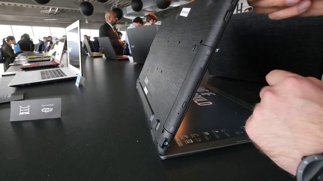 Acer Aspire E17 Hands On [4K UHD] смотреть онлайн