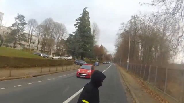 Respecte le bip « Crash en Gotway ACM 16 » ( 50% de batterie ) смотреть онлайн