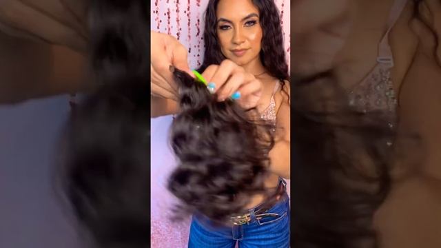 CURLY CLIP IN BANGS ?www.WigLogic.com #clipins #clipinbang #bangs #bang #غره #wiglogic смотреть онлайн