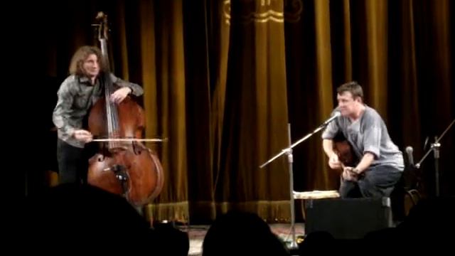 Федоров, Волков - Возле меня смотреть онлайн