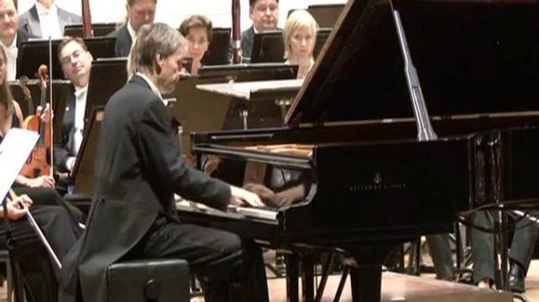 Andrei Pisarev plays Chopin Etude Revolutionnair