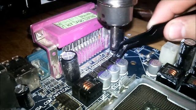 Почему не включается компьютер? ремонт материнскай платы GIGABYTE смотреть онлайн