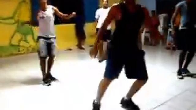 Harlem Shake Psirico- Cia de Dança Swing' Art смотреть онлайн