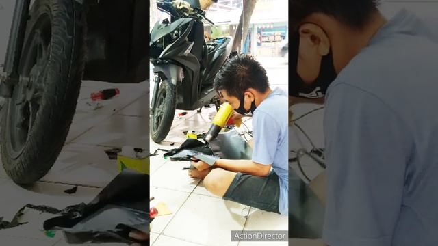 Wrapping honda beat warna hitam dop oracal. смотреть онлайн