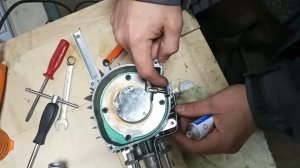 Доработка китайской автономки. Коптит белым на малых оборотах. Часть 1