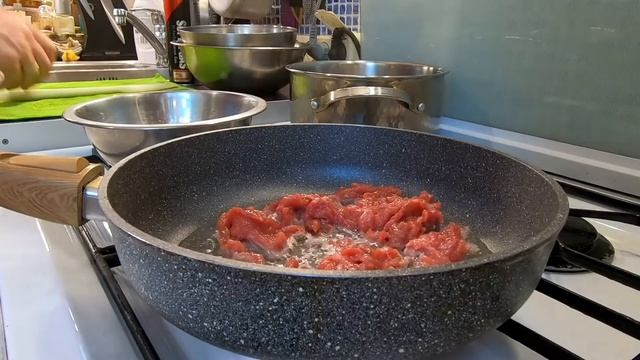Как сделать самое нежное мясо говядины всего за 5 минут Говядина с перцем в сковороде Вкусное мяс смотреть онлайн