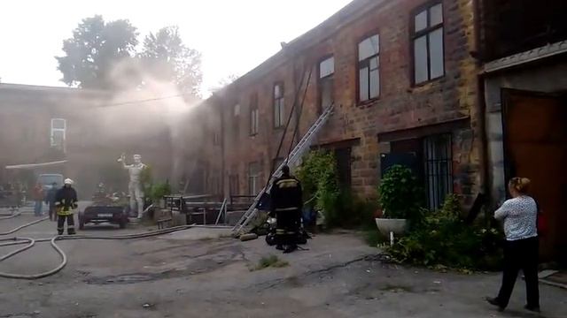 Пожар в мастерских. г. Иркутск ул. Халтурина 1 смотреть онлайн