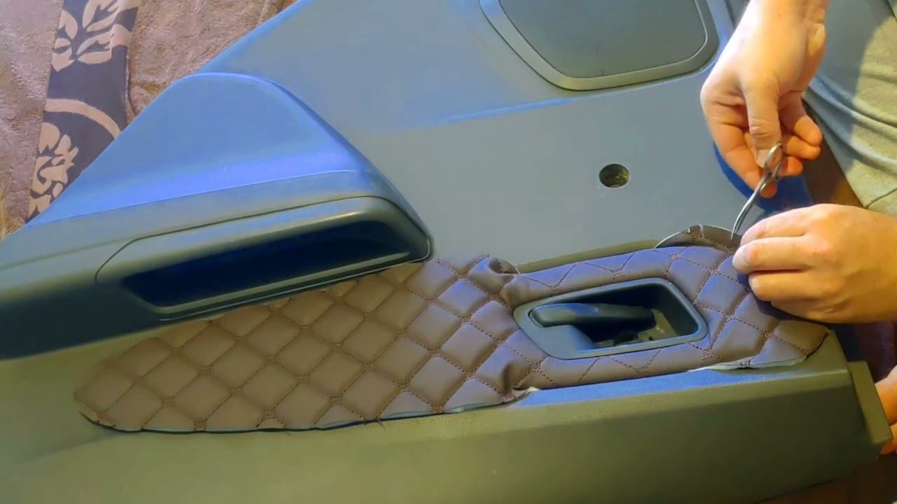 Лёгкий тюнинг дверных карт Ravon R4 ( Шевроле кобальт)