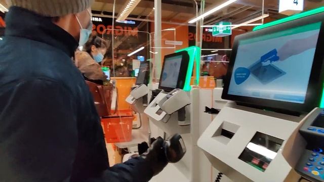 Evening In Geneva || Shopping || Self Check-out Store || Switzerland 2022 || Episode 4 смотреть онлайн