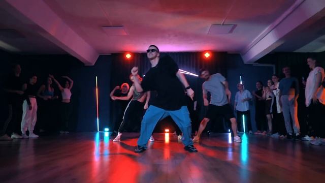 B-DAY CELEBRATION CLASS | Vlad Serov смотреть онлайн
