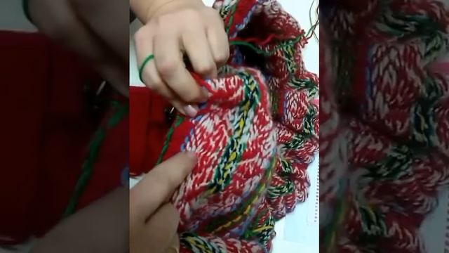 Вязание жаккарда - снежинки и прочего рисунка, ряд из двух ниток смотреть онлайн