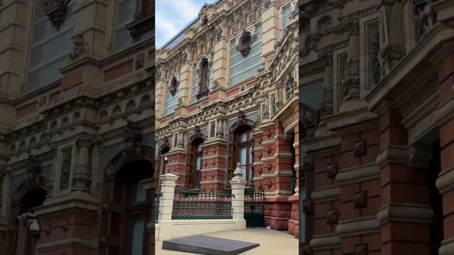 Паласио де Агуас Корриентес Дворец в Буэнос-Айресе, ХIX век. В нем размещались емкости с водой. смотреть онлайн