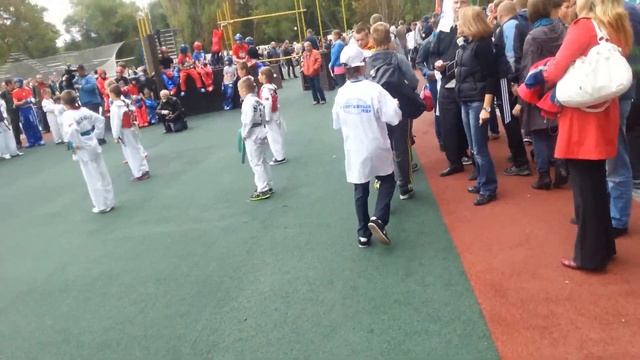 Перед выступлением. Парк Победы Белгород смотреть онлайн