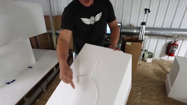 Starting Our Massive 20 Foot B-17 - Week 1 смотреть онлайн
