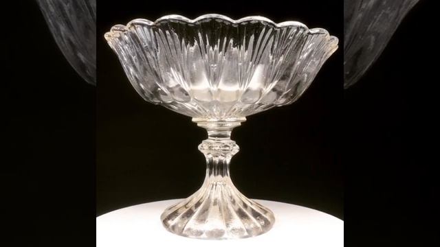 Старинная Мальцовская ваза на ножке. смотреть онлайн