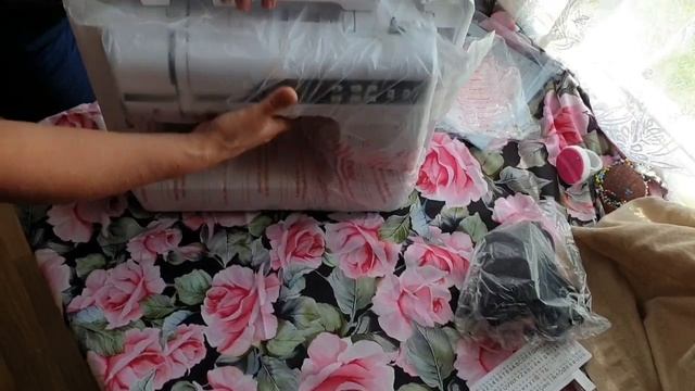 So Crafty / TuffSew Platinum Heavy Duty Sewing Machine / unboxing смотреть онлайн