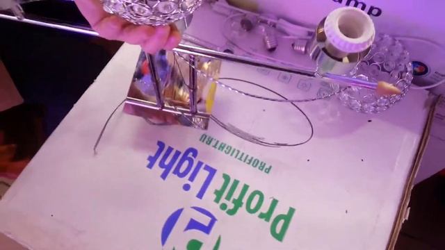 Сборка люстры 3 лампы 3 хрустальных поворотных плафона на шарнирах! смотреть онлайн