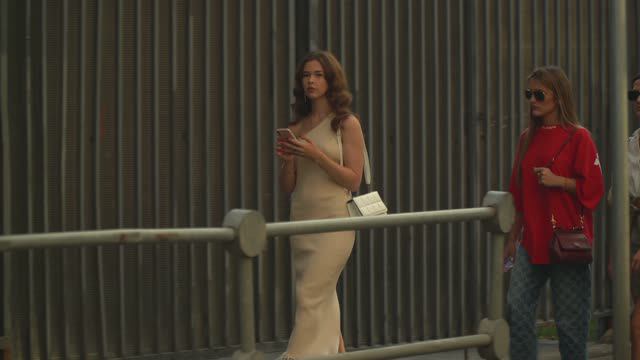 4K.Moscow Today,expensive Cars,stylish Youth Walking In Moscow, Patriarch's Ponds.