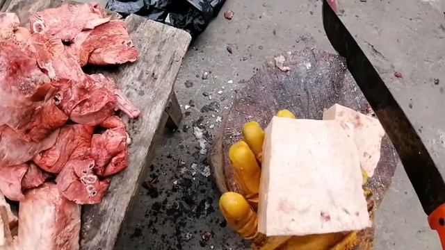 Подготовка вымя и легких для корма собакам . смотреть онлайн