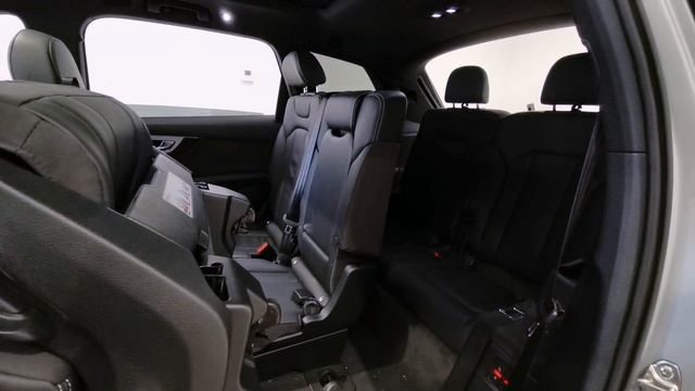 Audi SQ7 V8 4.0 Tdi Quattro Tiptronic Automatic - HG68JXH - Lloyd Premium Cars Blackpool смотреть онлайн