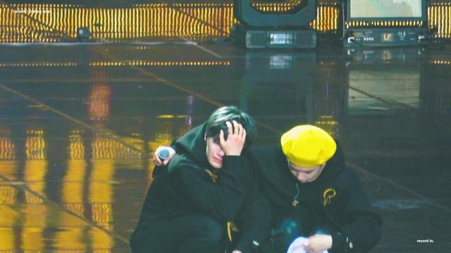 191124 Stray Kids Unlock : Ending ment 아이엔 смотреть онлайн