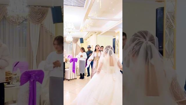 Лучший жар жар в Москве . 8929 678-53-77 ресторан Мурас .   Белла Шабданбекова