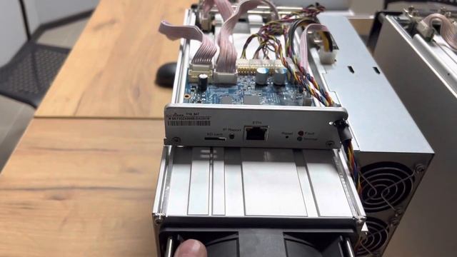 Antminer T19-s19-s19pro Vs S19jpro ( Control Board / Various)