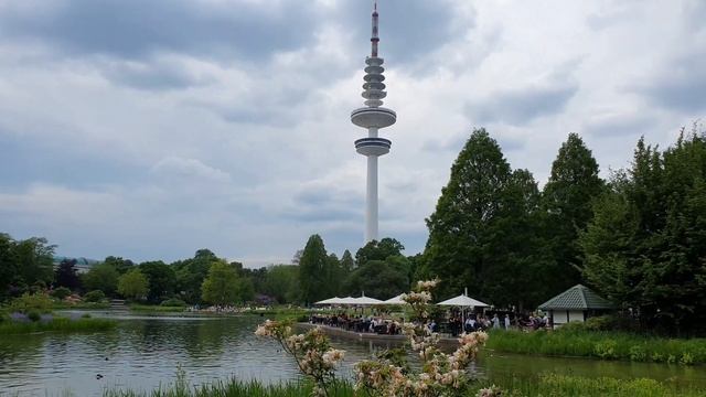 Planten un Blomen, Hamburg, Germany | A beautiful Park in the Heart of Hamburg | Zen Garden смотреть онлайн