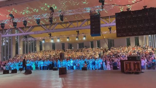 Максим Галкин похвастался, что его концерты за рубежом проходят с аншлагом