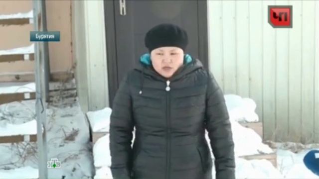 Прохожая спасла ребенка с которого собаки сорвали всю одежду Бурятия смотреть онлайн