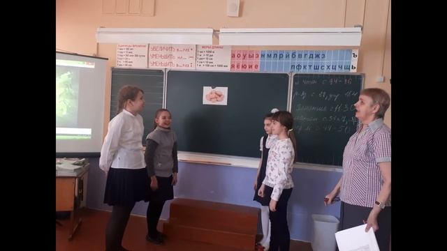 Познавательно-игровая программа "Русский солдат умом и силой богат" (ко Дню защитника Отечества) смотреть онлайн