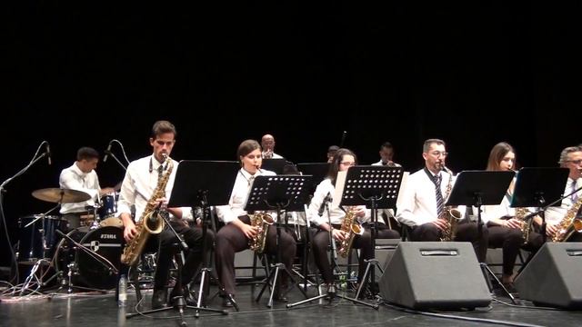 Big Band Jazz Tamos, "Work Song" смотреть онлайн
