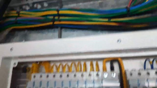DB DRESSING ELECTRICAL, MCB DISTRIBUTION BOARD PROPER DRESSING. 12 WAY TPN DB..MCB box kya hai, смотреть онлайн