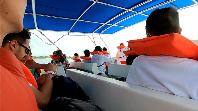 Доминикана?Карибская мечта: путь на о. Саона, Playa Palmilla. Местная неспешность и расслабон смотреть онлайн
