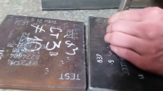 Ударный метод нанесения (клеймо)