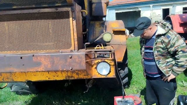 Запуск Кировца к 700 После зимы смотреть онлайн