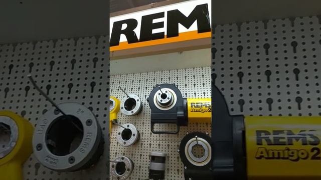 Ручной и электрический резьбонарезной инструмент REMS смотреть онлайн