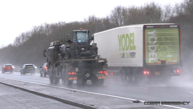 British Army convoys in the pouring rain! 🚛🌧️ смотреть онлайн