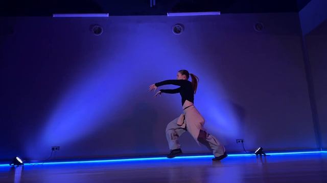 Направление Hip Hop. Танцевальная студия "ЦЕХ" г. Екатеринбург смотреть онлайн