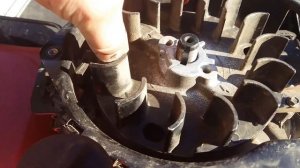 Причина поломки газонокосилки MTD-46.