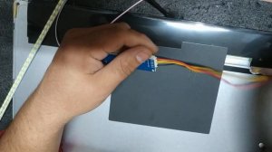 как проверить универсальную подсветку монитора